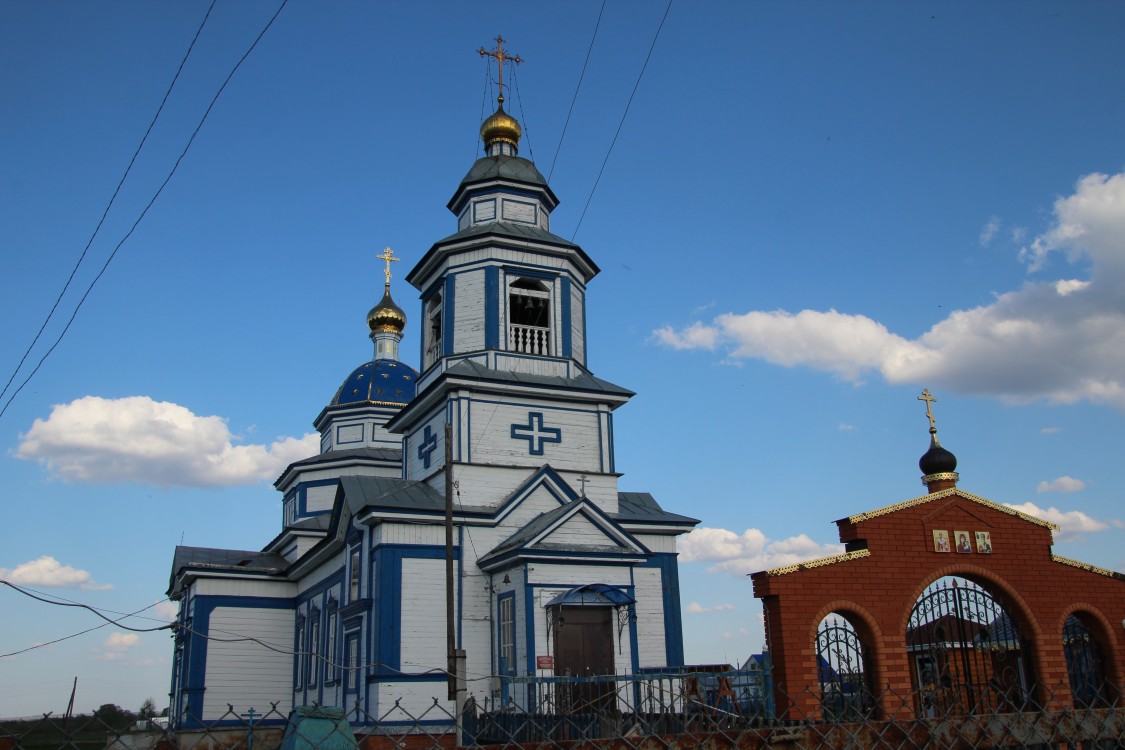 Церковь Казанской иконы Божией Матери, Луцкое (Комсомольский район, Республика Чувашия). фасады