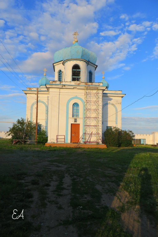 Наследницкий. Церковь Александра Невского. фасады