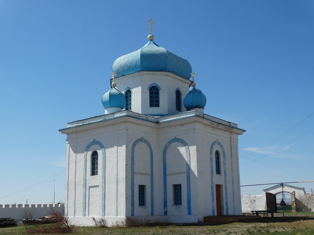 Наследницкий. Церковь Александра Невского. фасады