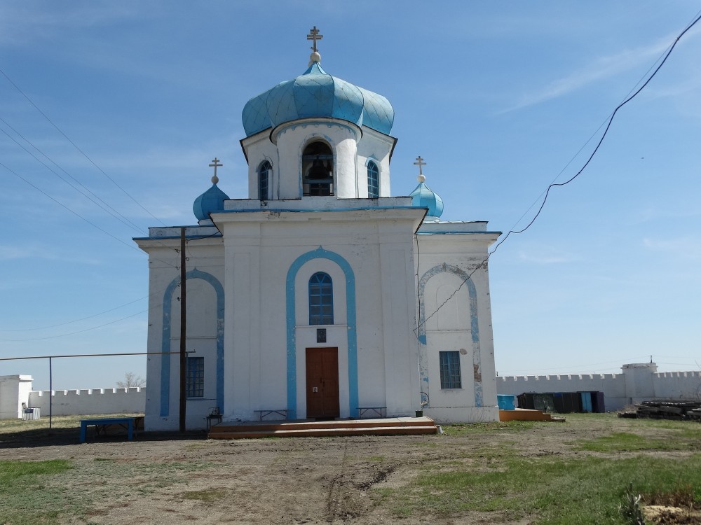 Наследницкий. Церковь Александра Невского. фасады