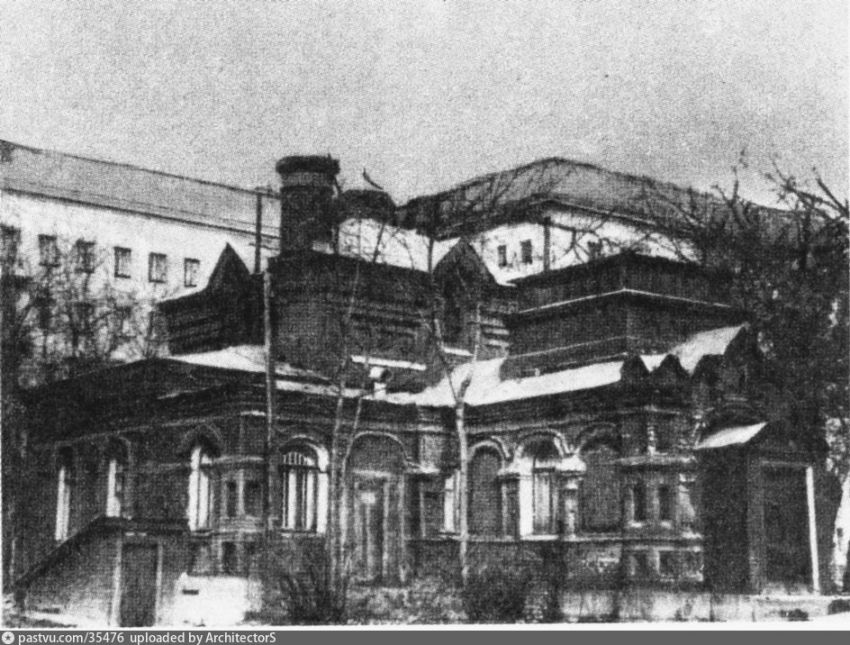 Церковь Пантелеимона Целителя при больнице имени братьев Бахрушиных, Сокольники (Восточный административный округ (ВАО), г. Москва). архивная фотография, Фото с сайта https://pastvu.com