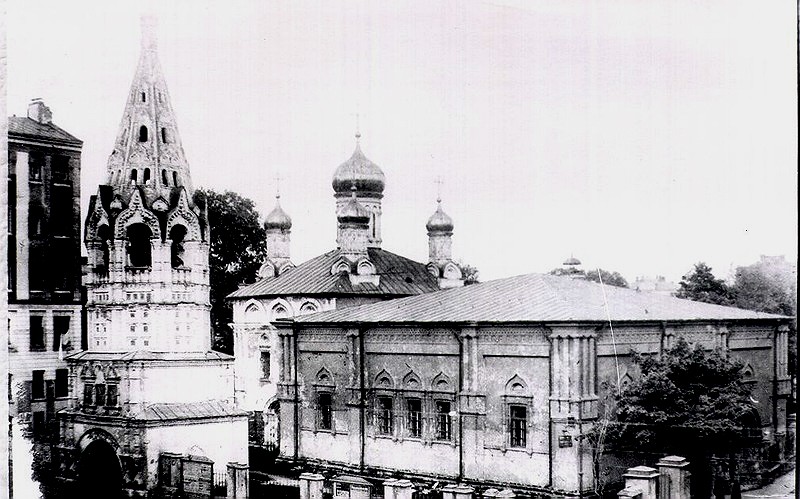 Хамовники. Церковь Троицы Живоначальной в Зубове. архивная фотография, Фото с сайта http://sontucio.livejournal.com