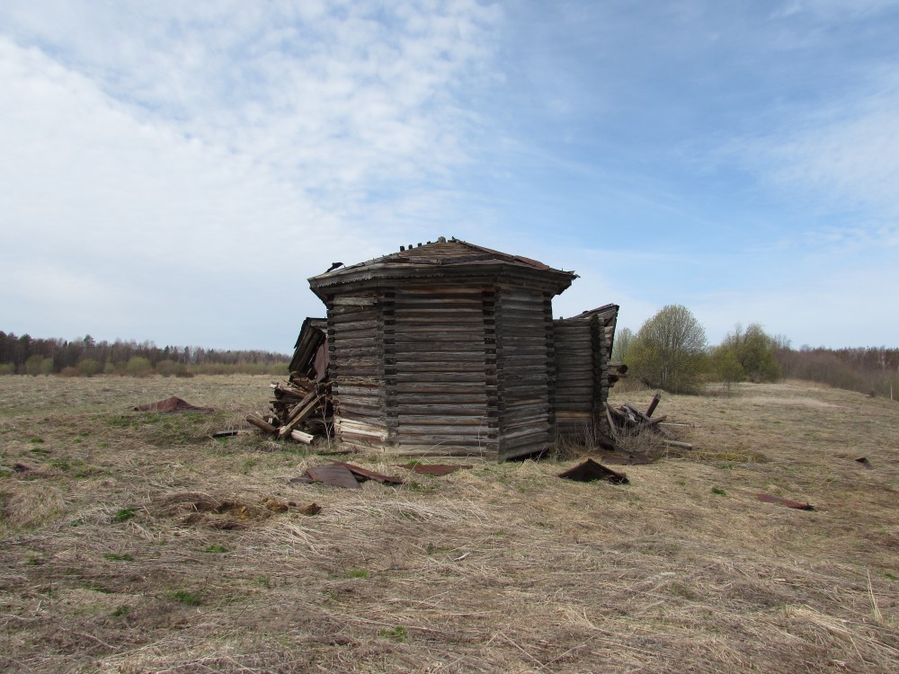 Церковь Георгия Победоносца, Кленово, урочище (Вытегорский район, Вологодская область). фасады