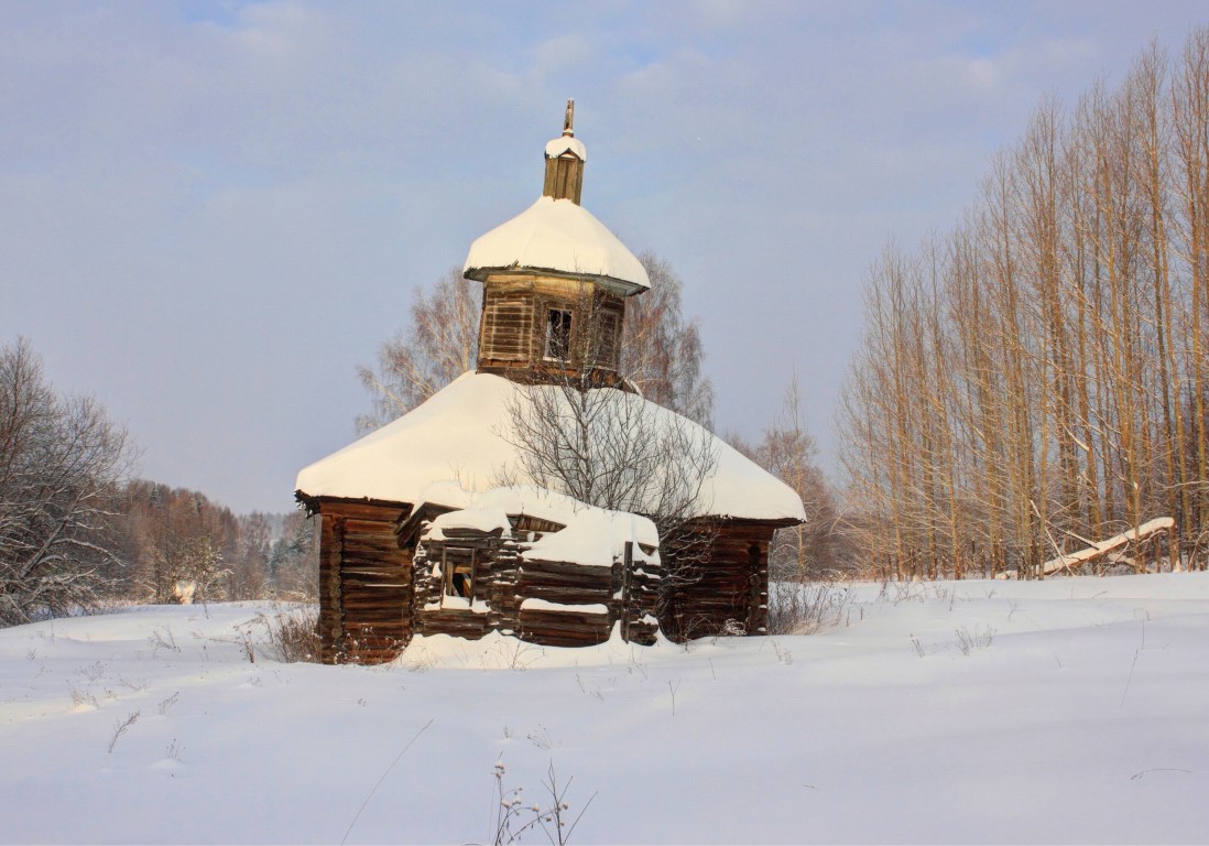 Часовня Троицы Живоначальной, Большие Липяны, урочище (Яранский район, Кировская область). фасады, Вид с востока