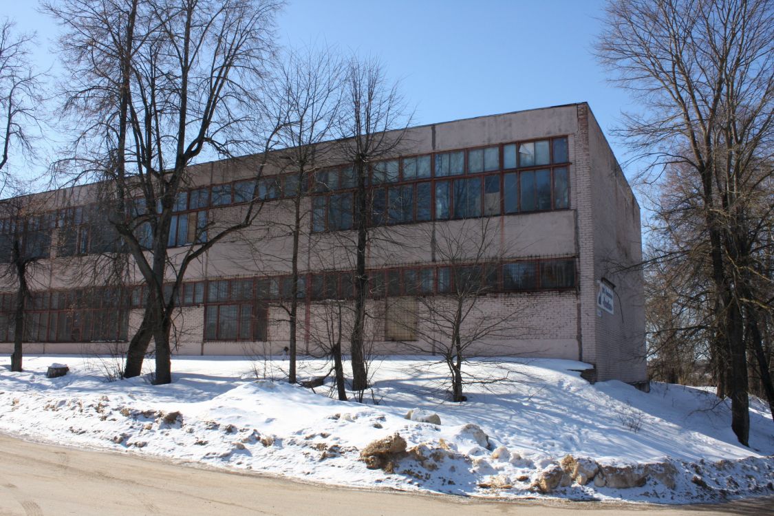 Церковь Константина и Елены в Майданове (старая), Клин (Клинский городской округ, Московская область). дополнительная информация, Вид на церковное место с северо-востока.