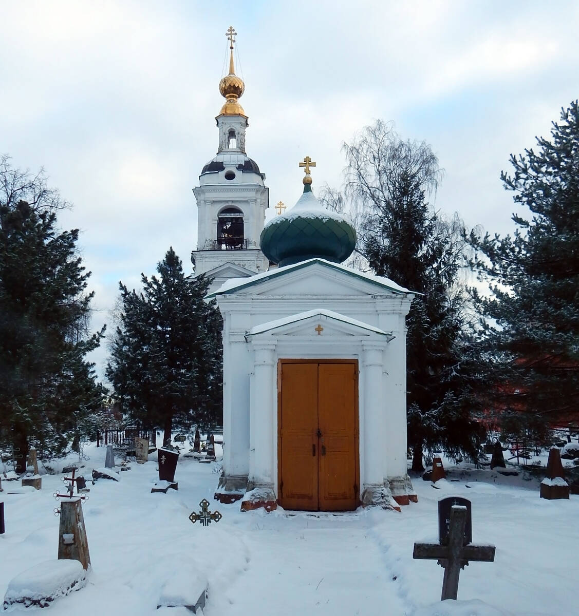 Часовня-усыпальница на Георгиевском кладбище, Рыбинск (Рыбинск, город, Ярославская область). фасады