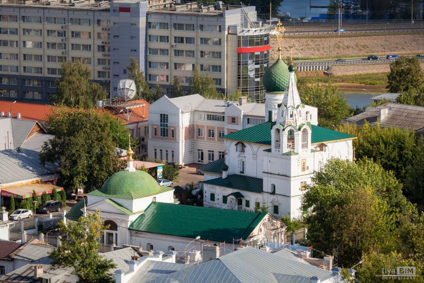 Храмовый комплекс Дмитриевского прихода, Ярославль (Ярославль, город, Ярославская область). общий вид в ландшафте