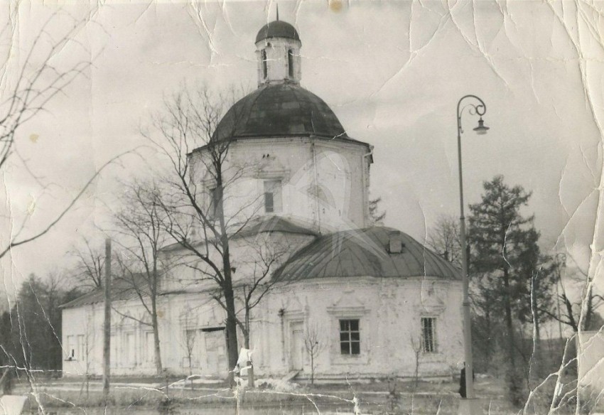 Церковь Успения Пресвятой Богородицы, Литвиново (Наро-Фоминский городской округ, Московская область). архивная фотография