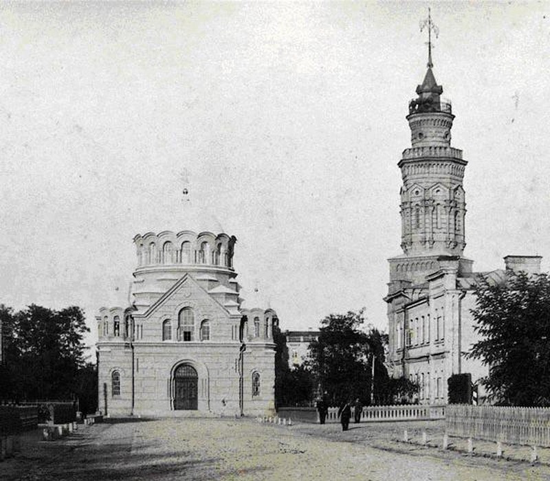 Киев. Церковь Александра Невского. архивная фотография, фото с сайта http://weloveua.com/5-razrushennyh-tserkvej-kieva-chto-sejchas-na-ih-meste/