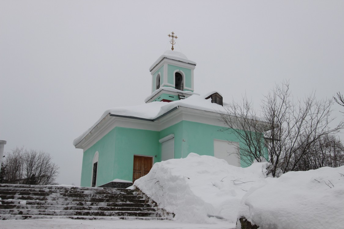 Церковь Феодоры Константинопольской на старом Мурманском городском кладбище, Кола (Кольский район, Мурманская область). фасады