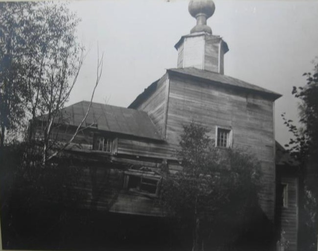 Церковь Димитрия Солунского на Донховском погосте (деревянная), Аксеново (Клинский городской округ, Московская область). архивная фотография, Общий вид с юга. Фото начла XX в. из коллекции ГНИМА. (ГК №11714018)