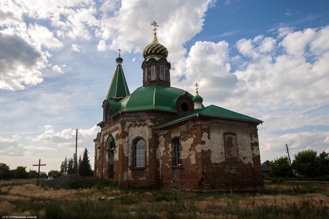 Церковь Георгия Победоносца, Варгановское (Щучанский район, Курганская область). фасады