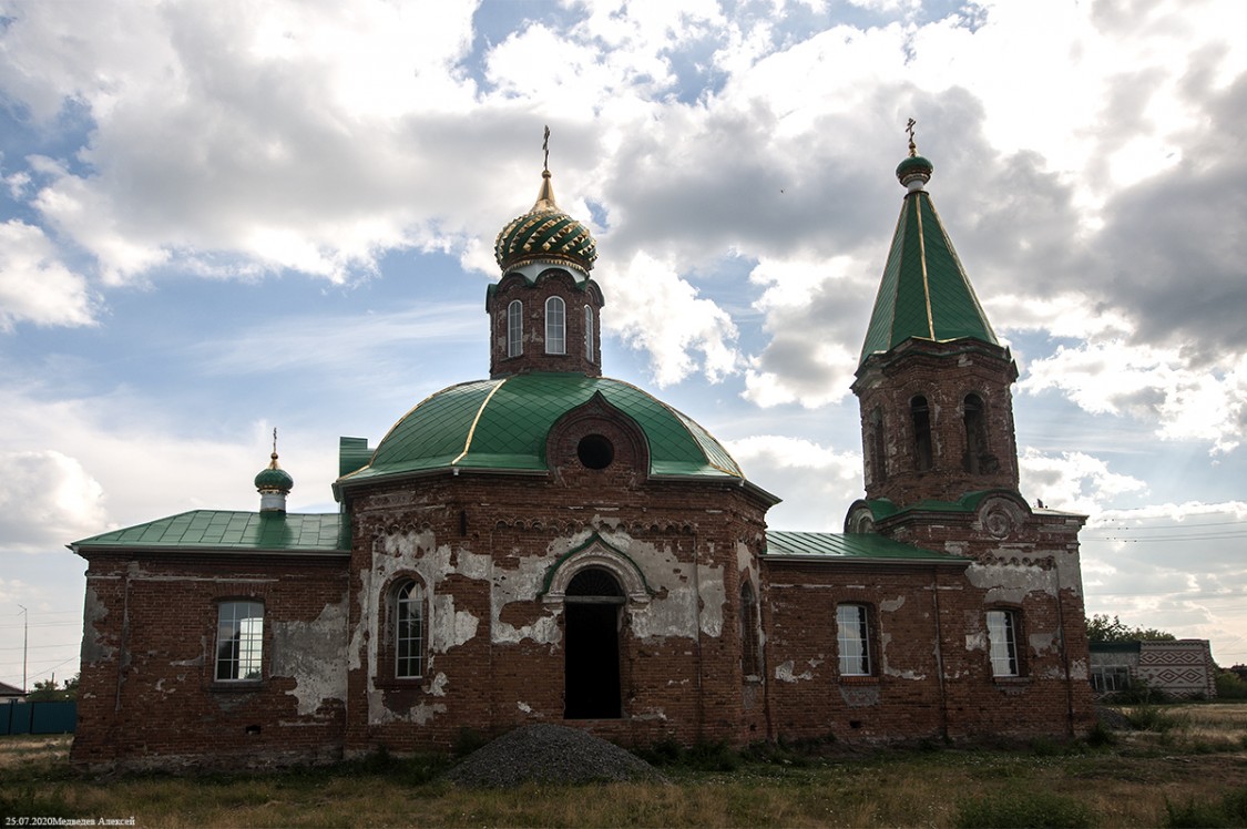 Варгановское. Церковь Георгия Победоносца. фасады