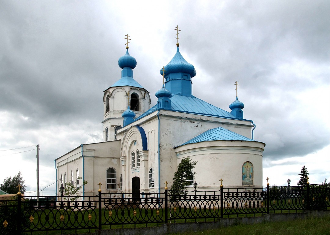 Церковь Покрова Пресвятой Богородицы, Новопокровское (Богородицкий район, Тульская область). фасады