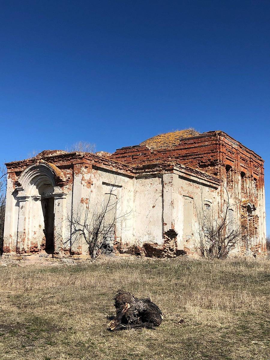 Западно Южный фасад церкови 2023, фасады. Церковь Троицы Живоначальной, Медведское (Щучанский район, Курганская область)