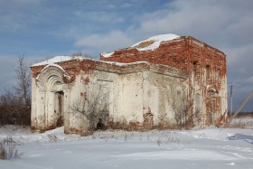 Медведское. Церковь Троицы Живоначальной