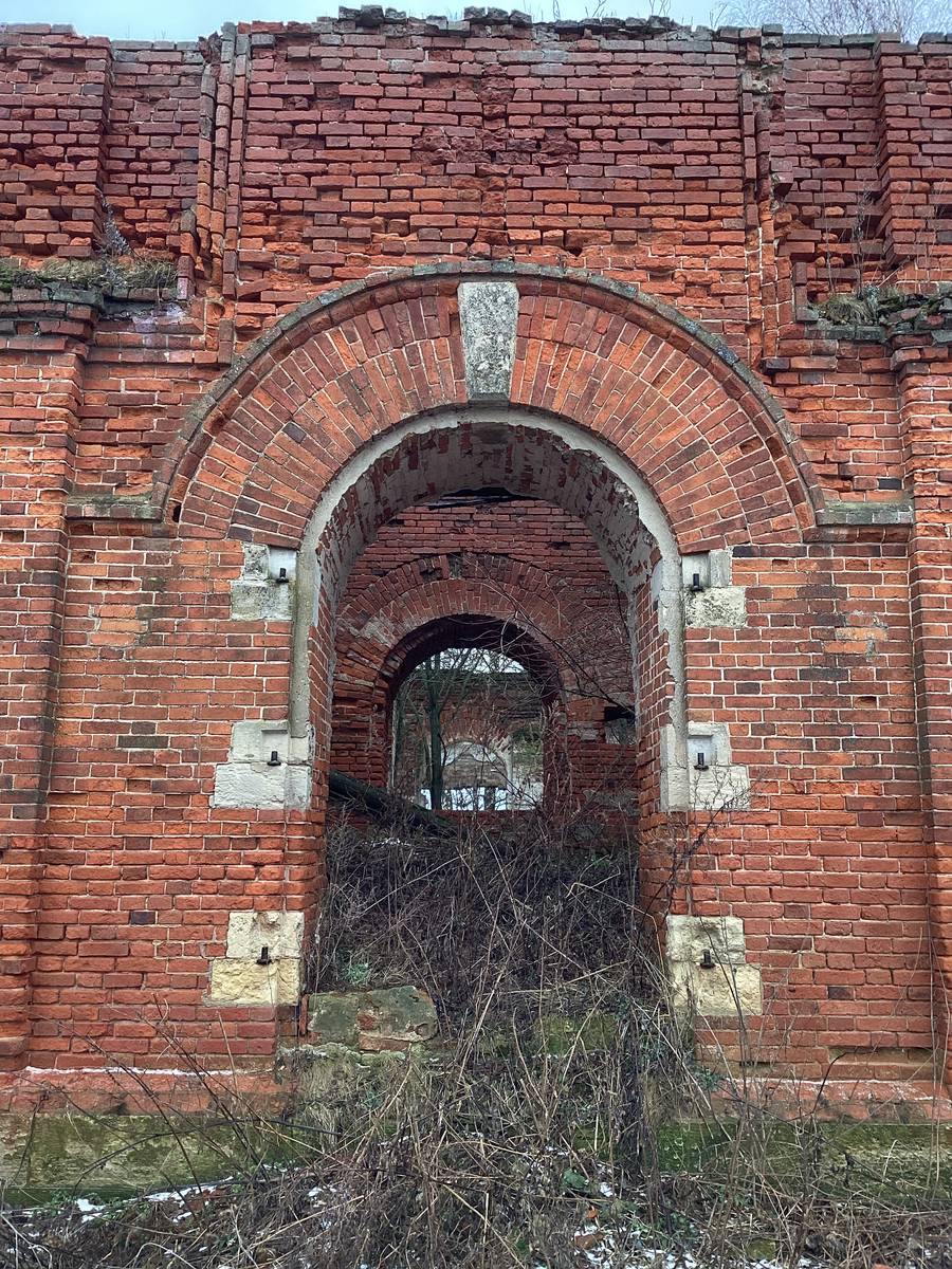 Вид с запада, фасады. Церковь Михаила Архангела, Острецово (Заокский район, Тульская область)
