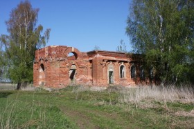 Острецово. Церковь Михаила Архангела