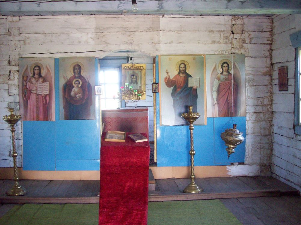 Часовня Иннокентия, епископа Иркутского, Черкёх (Таттинский район, Республика Саха (Якутия)). интерьер и убранство, Внутреннее убранство