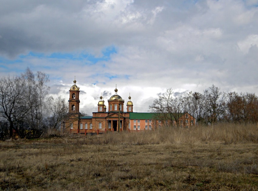 Зимовенька. Воскресенский женский монастырь. фасады