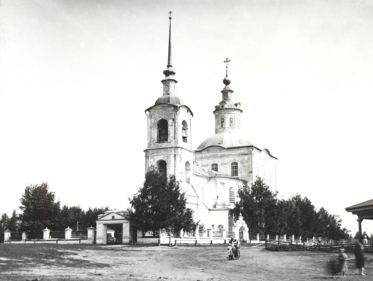 Собор Спаса Нерукотворного Образа, Красноборск (Красноборский район, Архангельская область). архивная фотография, Около 1915 года. Фото из фондов Красноборского музея. 