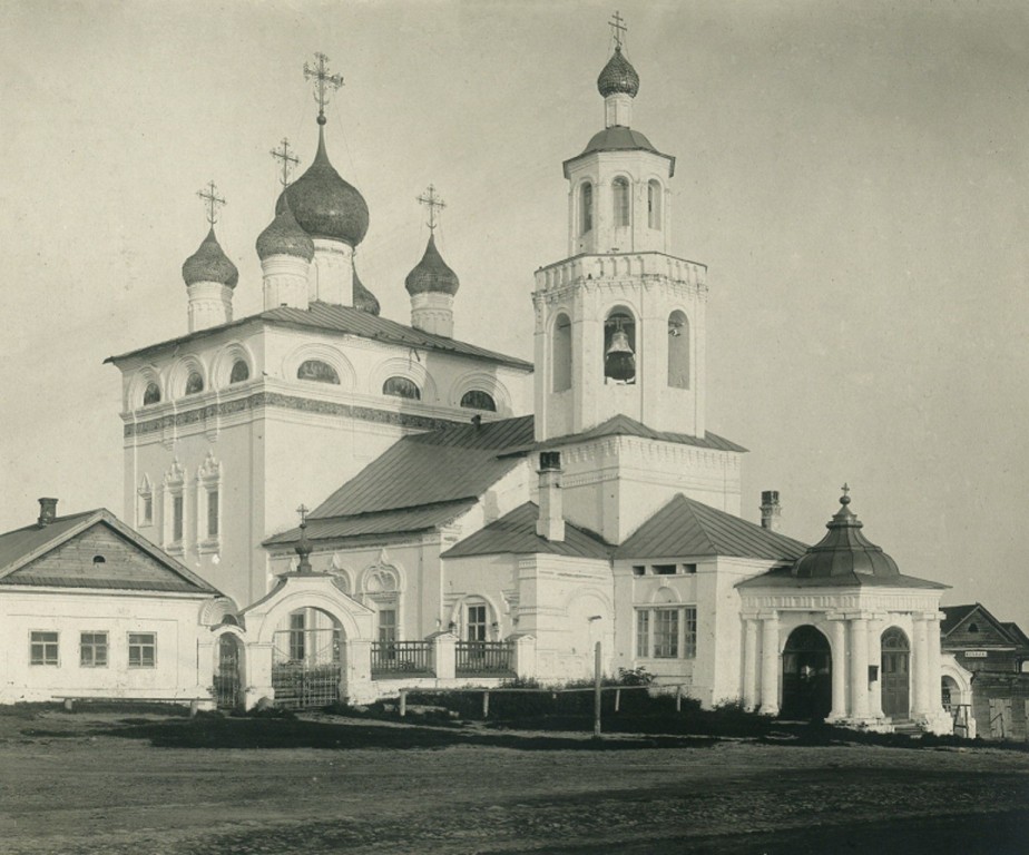 Входоиерусалимский собор в Юрьевце