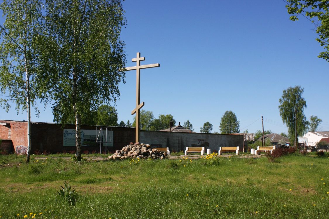 Церковь Троицы Живоначальной, Зубцов (Зубцовский район, Тверская область). дополнительная информация, Вид на церковное место с северо-востока.