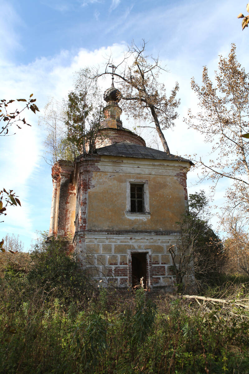 Церковь Троицы Живоначальной, Олифино (Галичский район, Костромская область). фасады
