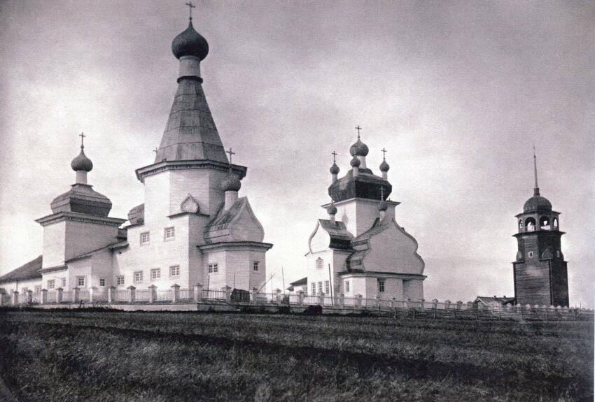 Храмовый комплекс Турчасовского погоста, Посад (Турчасово) (Онежский район, Архангельская область). архивная фотография, Вид на храмовый ансамбль с юго-востока. Фотография К.Ф. Некрасова 1911-1913 гг, из фондов Государственного музея архитектуры им. Щусева.