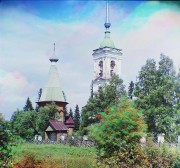 Церковь Преображения Господня (деревянная), фотография С.М.Прокудина-Горского, 1909 года. На снимке также деревянная Преображенская церковь 1696 года.<br>, Пидьма, Подпорожский район, Ленинградская область
