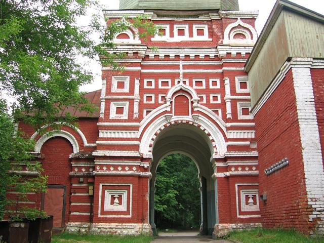 Александро-Мариинский монастырь. Колокольня, Евлево (Шатурский городской округ и г. Рошаль, Московская область). архитектурные детали