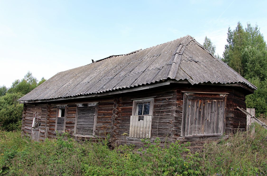 Церковь Ризоположения (Положения честной ризы Пресвятой Богородицы во Влахерне), Шарья (Любытинский район, Новгородская область). фасады