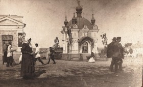 Новочеркасск. Часовня в память 17 октября 1888 года у Азовского рынка