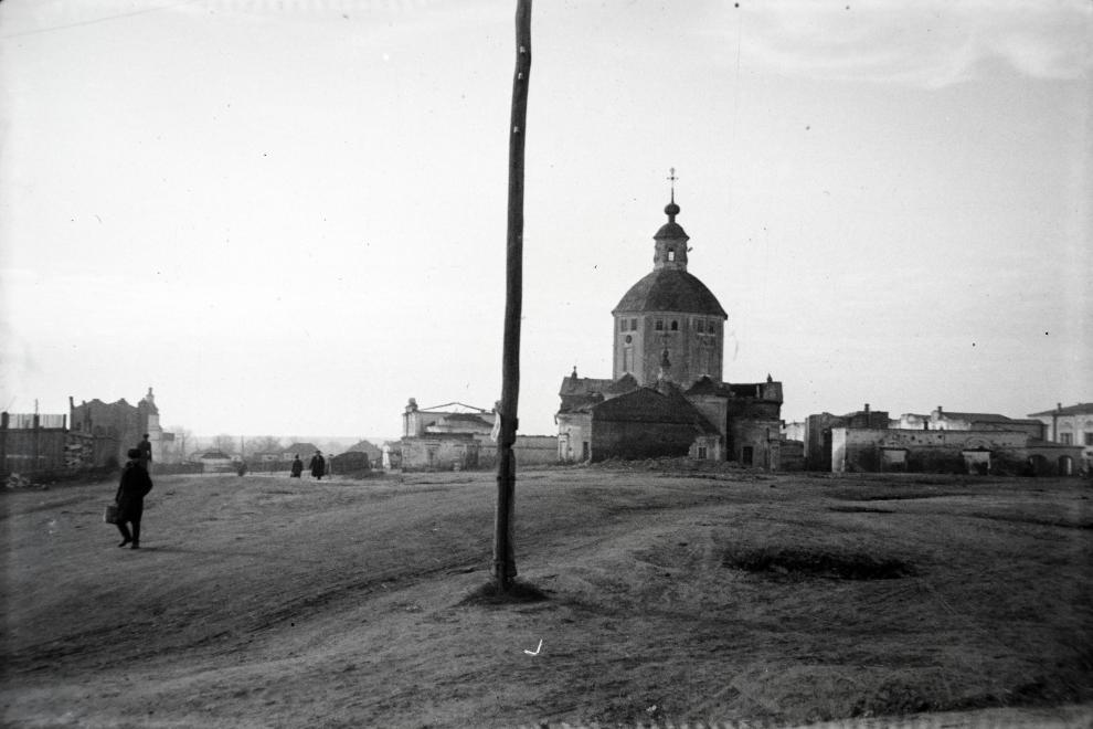 Церковь Успения Пресвятой Богородицы, Острогожск (Острогожский район, Воронежская область). архивная фотография, Фото 1942 г.