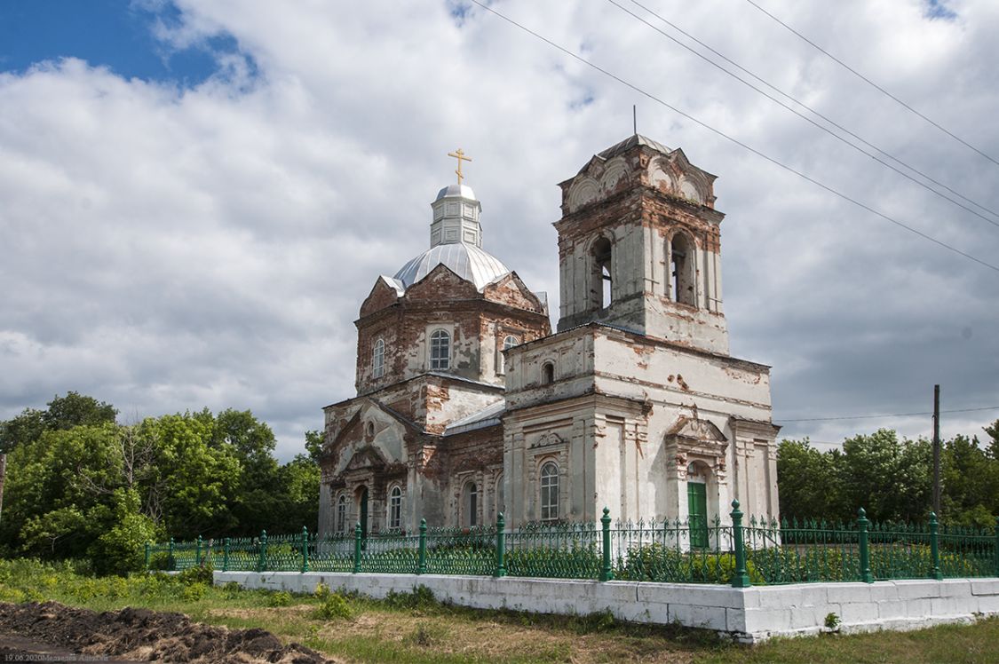 Церковь Троицы Живоначальной, Лисье (Лебяжьевский район, Курганская область). фасады