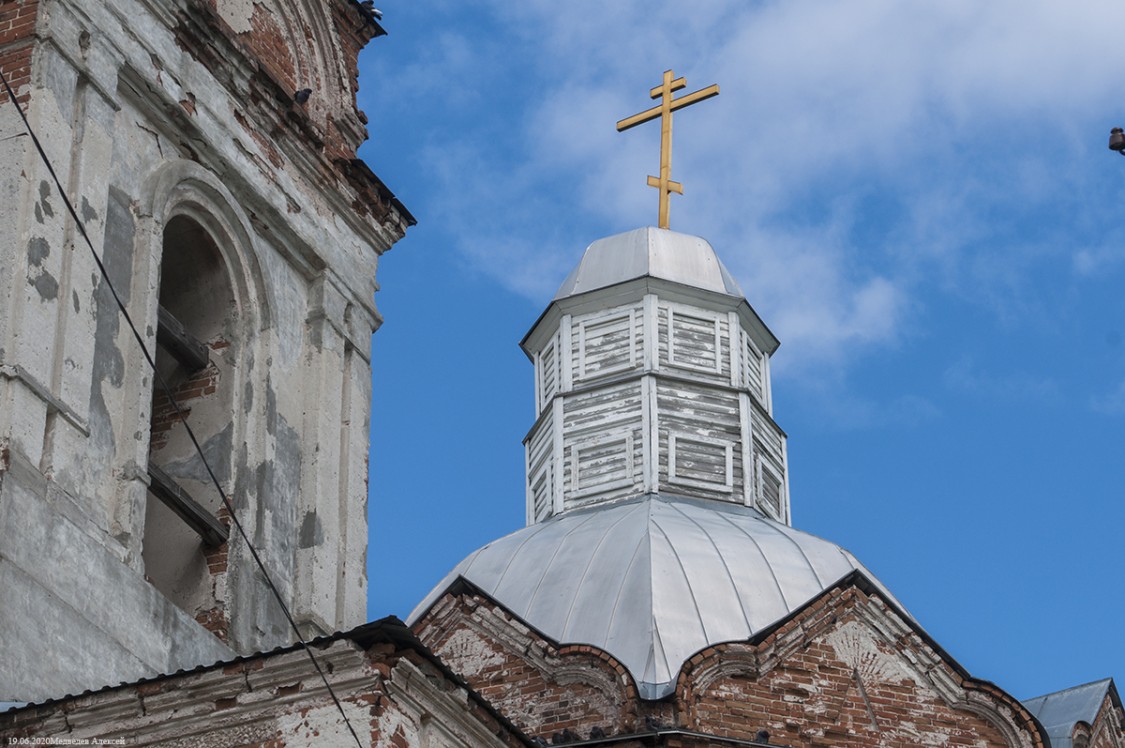 Лисье. Церковь Троицы Живоначальной. архитектурные детали