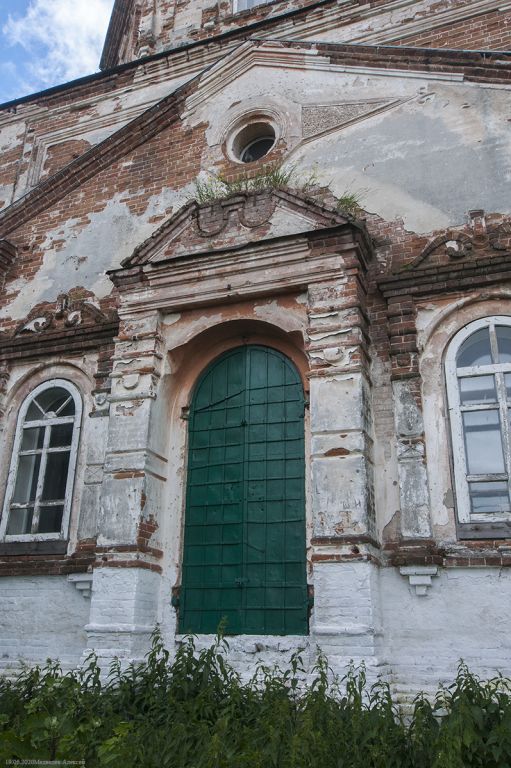 Церковь Троицы Живоначальной, Лисье (Лебяжьевский район, Курганская область). архитектурные детали