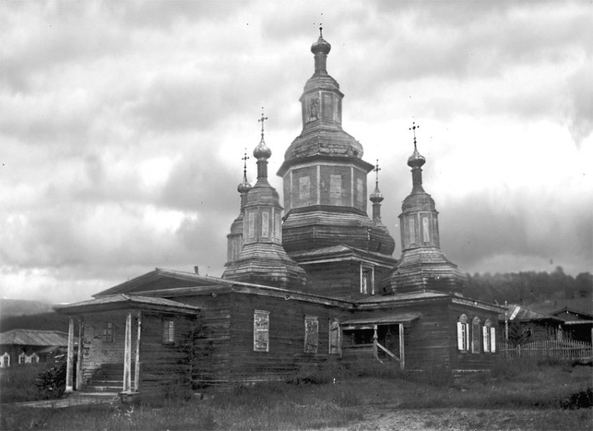 Верхоленск. Церковь Воскресения Христова (2-ая). архивная фотография, Фото с сайта http://pribaikal.ru/obl-events/article/14076.html