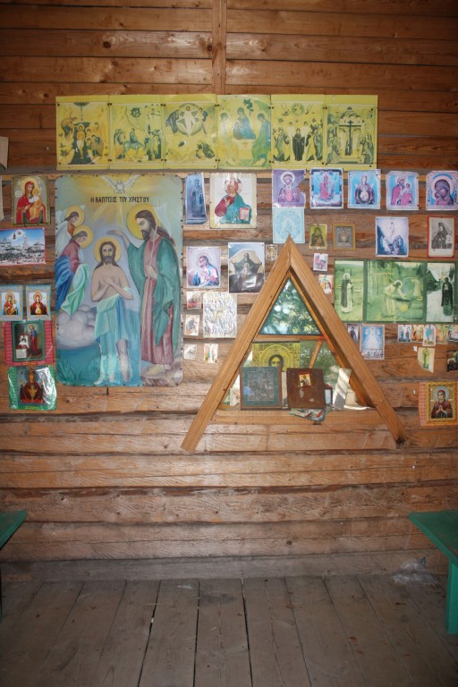 Неизвестная часовня, Берёзово (Суворовский район, Тульская область). интерьер и убранство