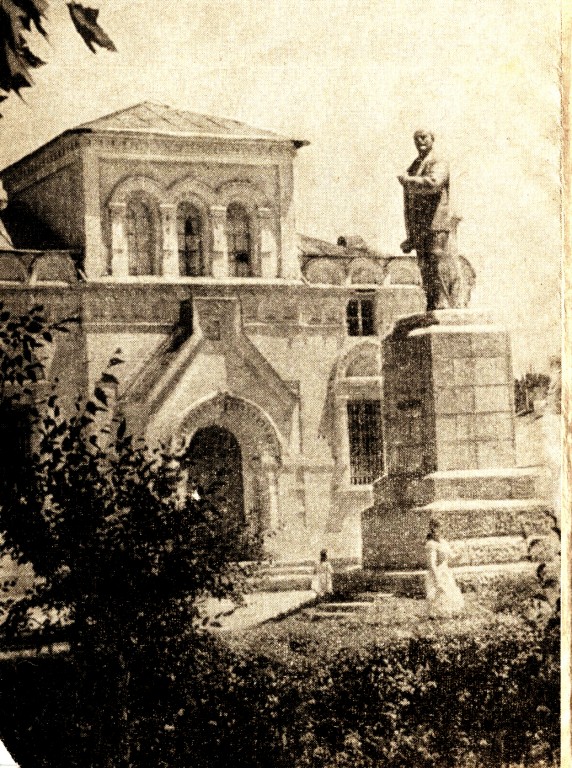 Церковь Михаила Архангела, Ош (Кыргызстан, Прочие страны). архивная фотография, Фото 1960-х годов с сайта https://ok.ru/profile/208485960/statuses/65048954036296