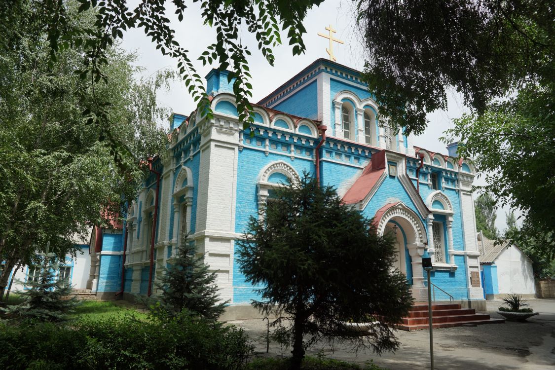Ош. Церковь Михаила Архангела. фасады