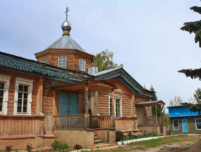 Церковь Димитрия Солунского, Теплоключенка (Кыргызстан, Прочие страны). архитектурные детали