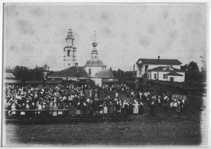 Церковь Вознесения Господня, Углич (Угличский район, Ярославская область). архивная фотография, 1920-е г.  https://uglmus.yar.muzkult.ru/media/2018/09/25/1220172488/Po_uliczam_drevnego_Uglicha_dlya_sajta.pdf 