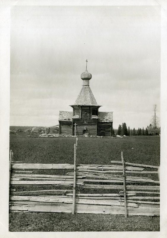 Церковь Воскресения Христова, Совполье (Малая Немнюга) (Мезенский район, Архангельская область). архивная фотография, Фото 1913 г. из фондов Российского этнографического музея. (ГК №19429334)