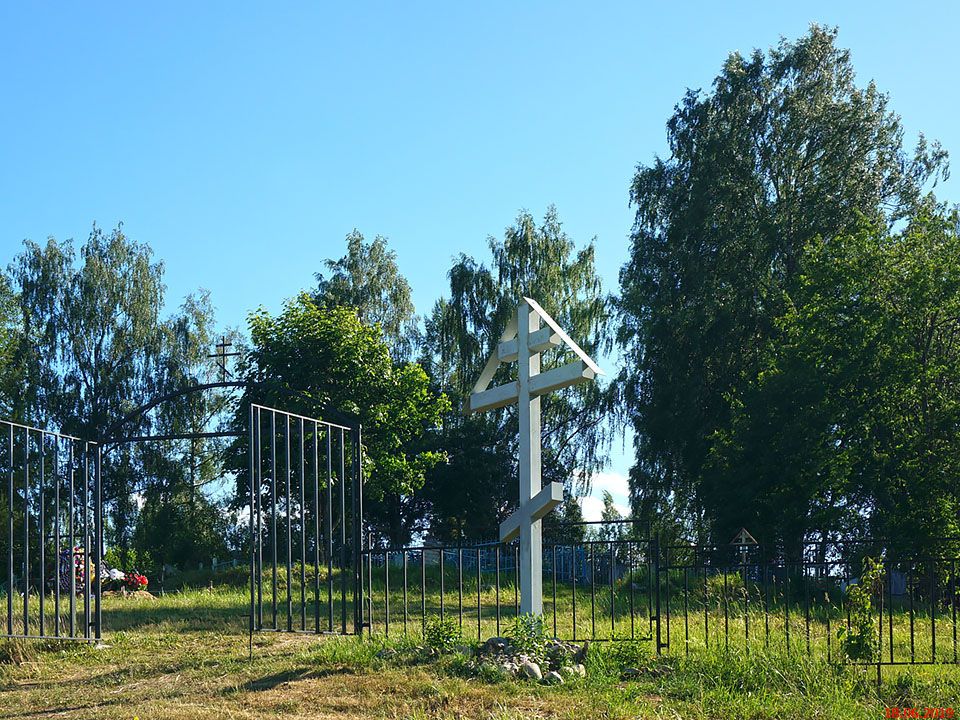 Церковь Рождества Пресвятой Богородицы, Воротилово (Рамешковский район, Тверская область). фасады, Общий вид на место
