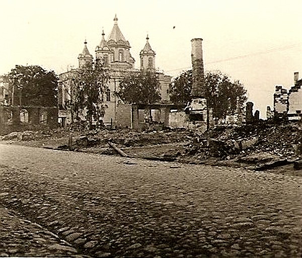 Церковь Преображения Господня, Деречин (Зельвенский район, Беларусь, Гродненская область). архивная фотография, 1941 и 1944 гг. фото с сайта http://orda.of.by/.add/gallery.php?derechin/church/sf
