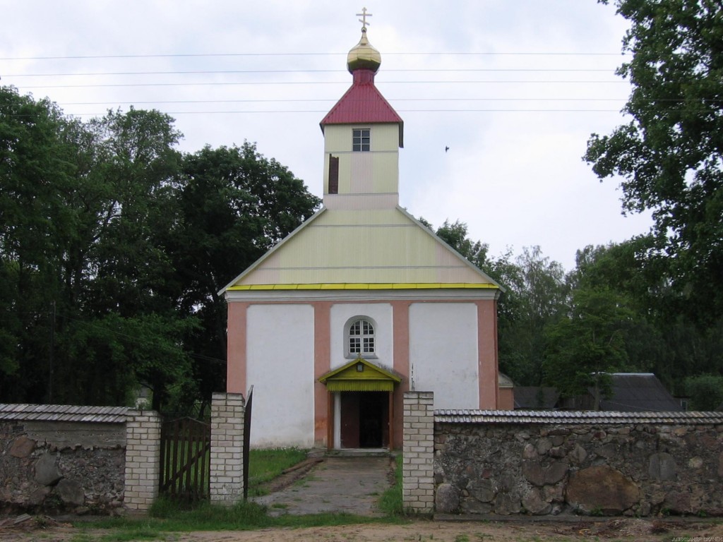 Словатичи. Церковь Георгия Победоносца. фасады