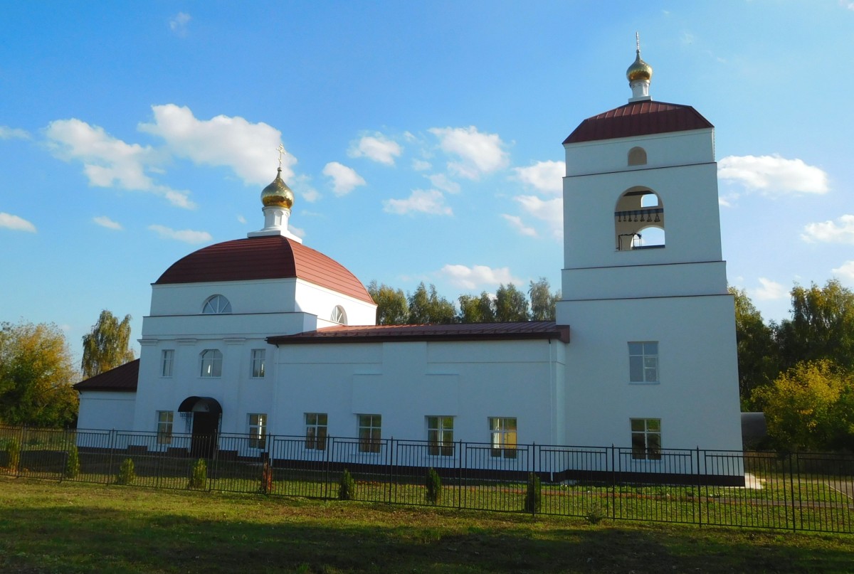 Церковь Троицы Живоначальной, Атингеево (Лукояновский район, Нижегородская область). фасады