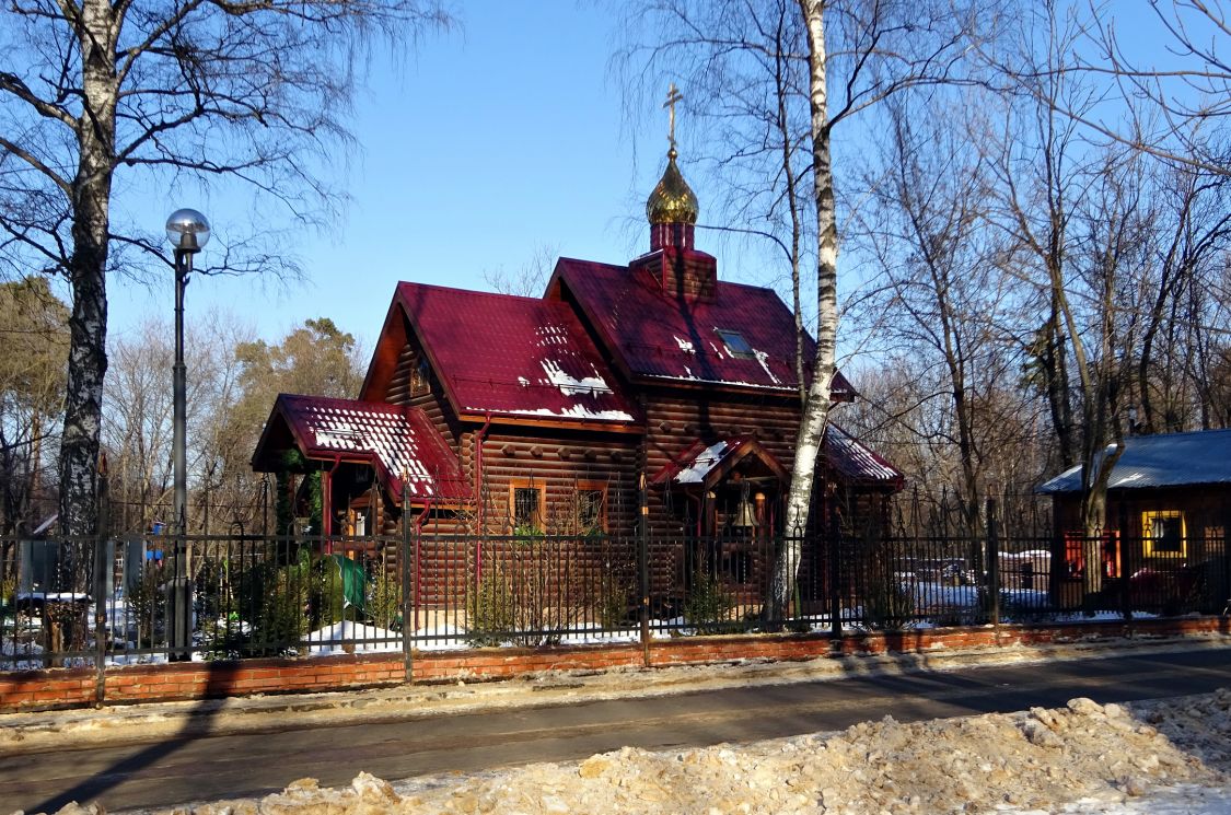 Лосиноостровский. Церковь Иверской иконы Божией Матери в Бабушкине. фасады