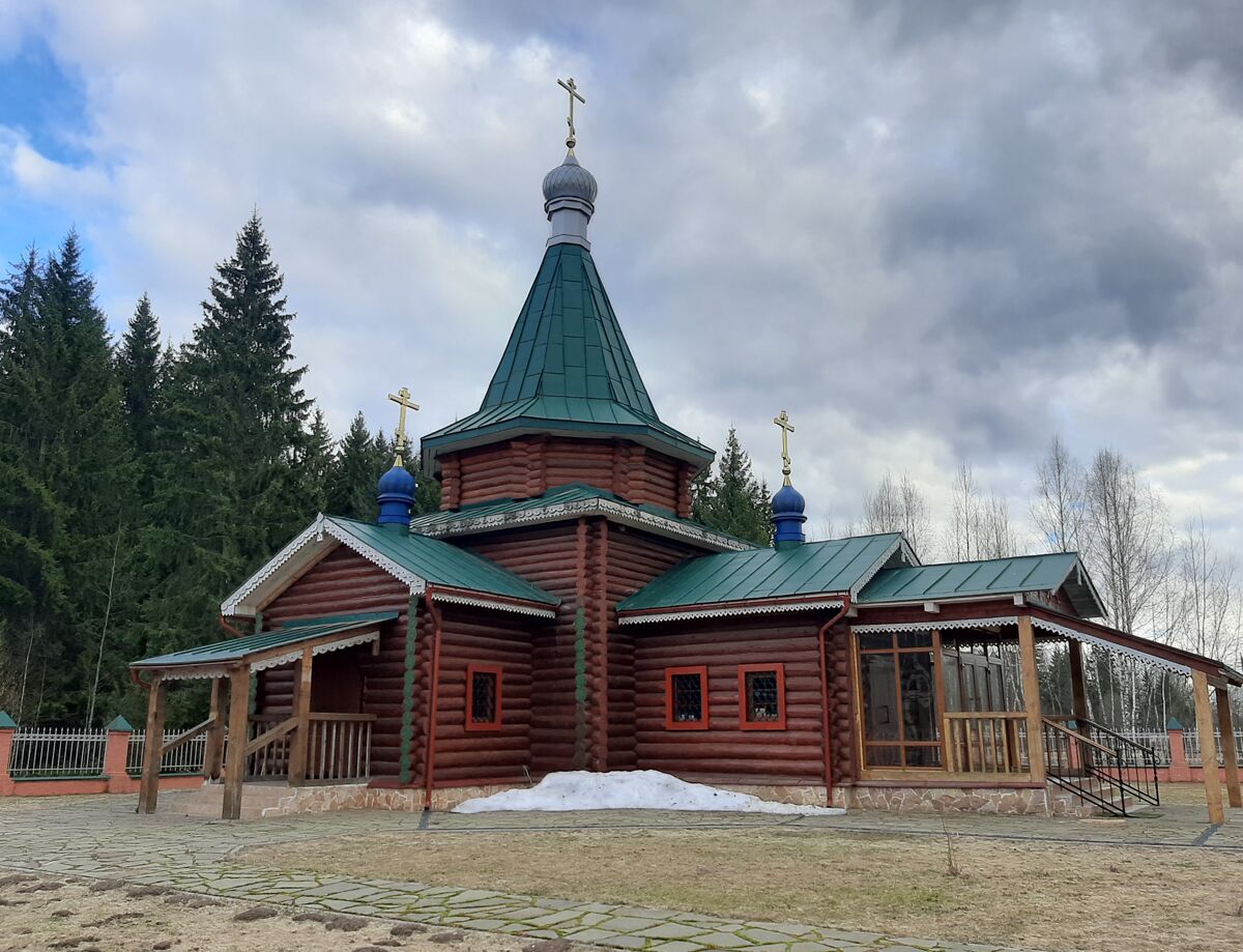 Церковь Августина Калужского, Большие Козлы (Перемышльский район, Калужская область). фасады